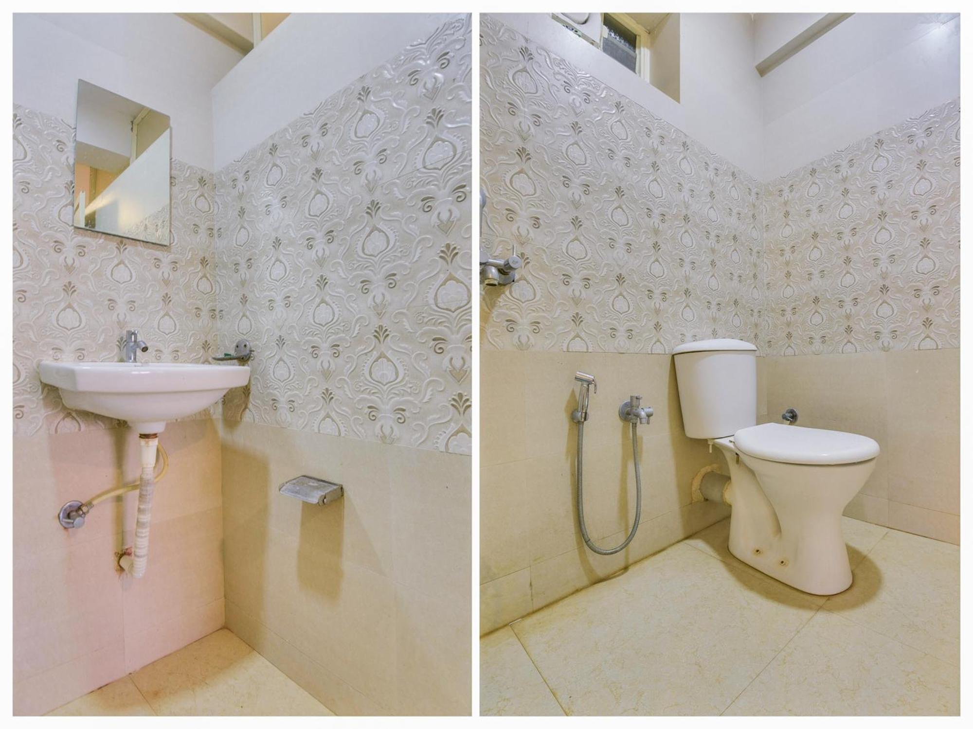 Collection O Morjim Sea Wave Hotel Екстериор снимка
